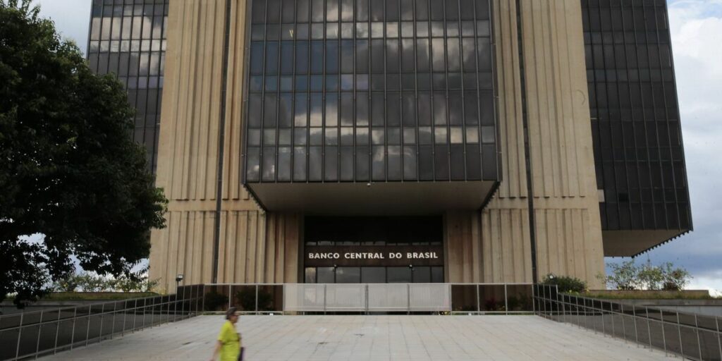 Como saber se tenho valores a receber do Banco Central em 2024? valores a receber banco central-