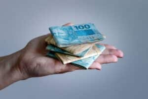 Quem recebe 1500 pode receber Bolsa Família