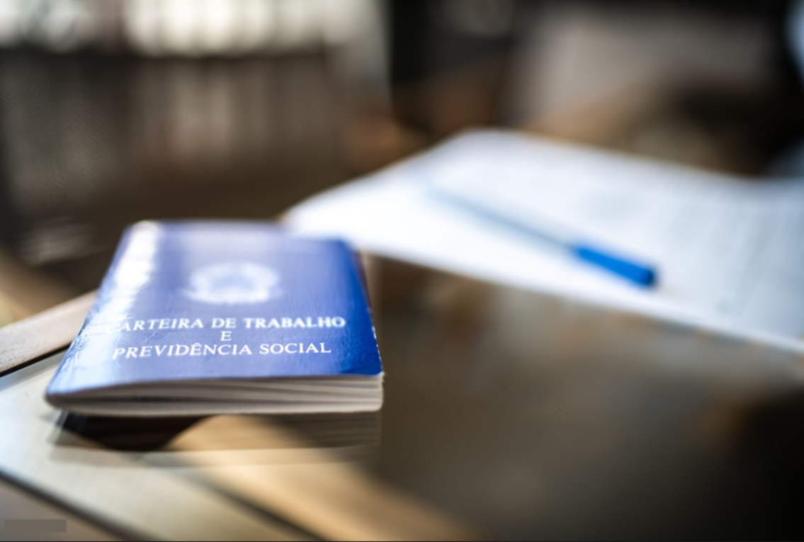 Descubra Agora Como Sacar R$ 823,66 pelo PIX: Trabalhadores com Carteira Assinada Têm Direito a Este Benefício Exclusivo Tem como receber o PIS por Pix