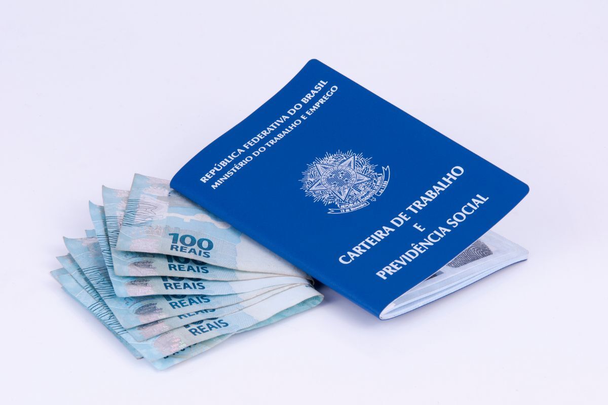 Saque de Até R$ 1.412 no Abono Salarial PIS/Pasep: Veja se Você é Elegível! pis-pasep-2024-requisitos