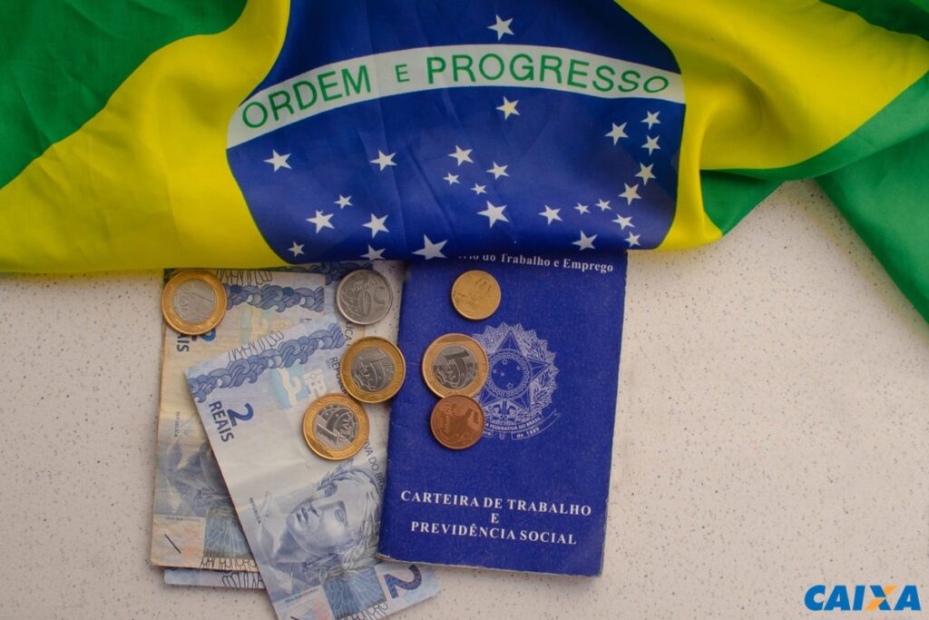 Por Que Você Deve Sempre Conferir Seu Extrato FGTS Mensalmente? Saque do FGTS